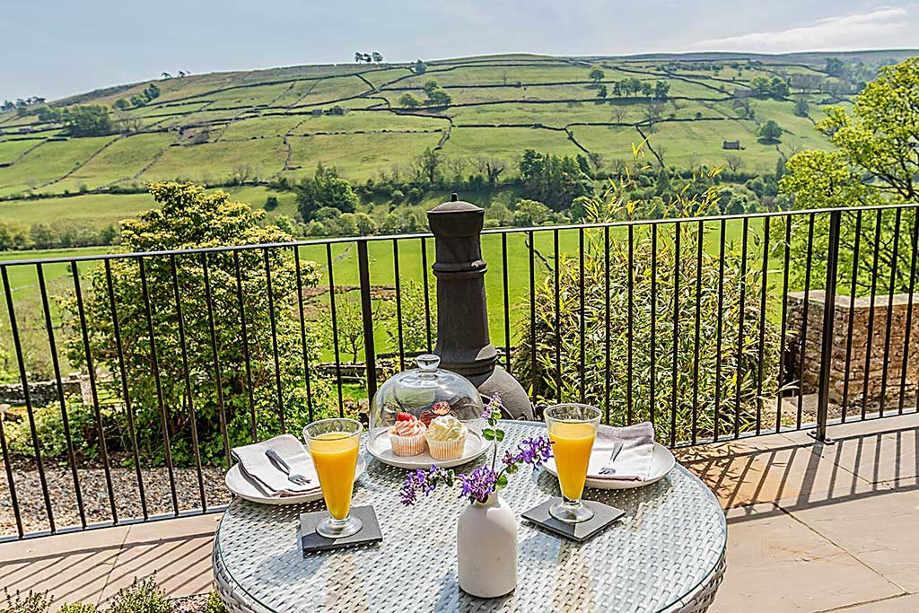 Billy Gills Holiday Cottage Patio Swaledale